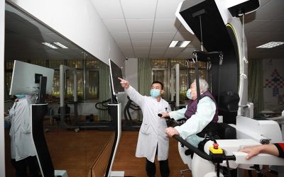 Un robot de rehabilitación ayuda a los pacientes a recuperarse