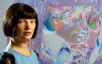 La escalofriante muestra de autorretratos realizados por robots humanoides