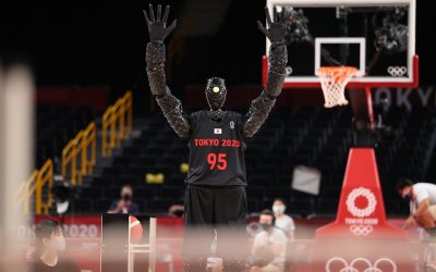 Hay una nueva estrella del baloncesto olímpico, y es un robot