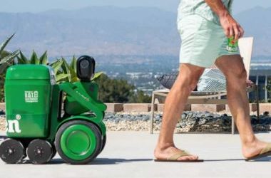 Un sueño hecho realidad para los amantes de la cerveza: un robot nevera inteligente que te sigue a todas partes
