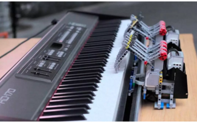 Crean un robot que toca el piano de forma autónoma