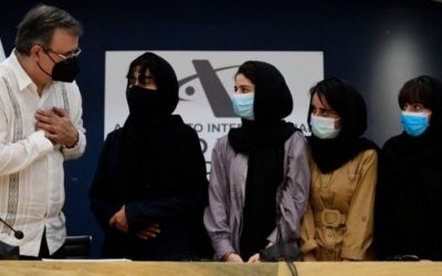 Las «Soñadoras afganas», el equipo adolescente de robótica que recibió asilo en México