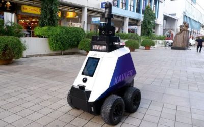 Xavier, así es el robot que ya patrulla por zonas públicas para imponer el orden