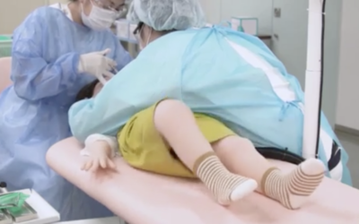 Así es el niño-robot humanoide que ayudará en las prácticas a los dentistas