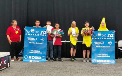 Destacan en Campeonato Mundial Robótica VEX Robotics 2022 niños del norte de Veracruz