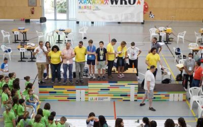 Un total de 35 equipos participan en la World Robot Olympiad celebrada en la UJI