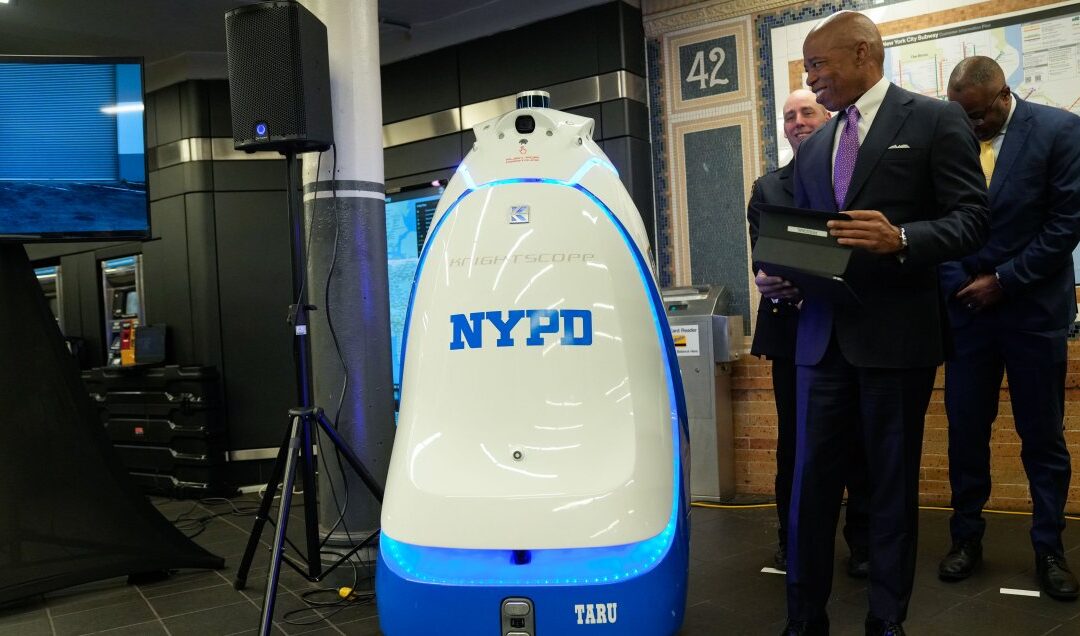 «RoboCop» con aspecto de aspiradora gigante vigilará el metro de Nueva York