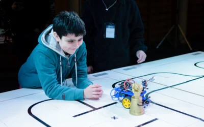 ​Jóvenes de todo Chile participarán de la Final Nacional de Robótica y Videojuegos organizada por Fundación Mustakis