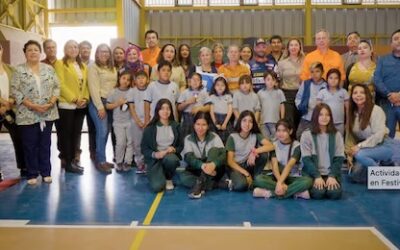 Actividad impulsada por Spence | BHP  Estudiantes de Sierra Gorda participaron en Festival de  Electromovilidad y Robótica junto a Chaleco López