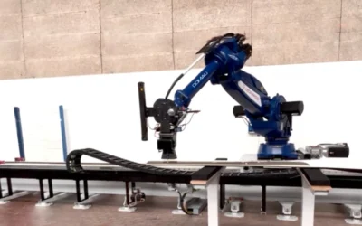 Comau y Leonardo desarrollan una solución robótica para inspeccionar palas de helicóptero de hasta 7 metros