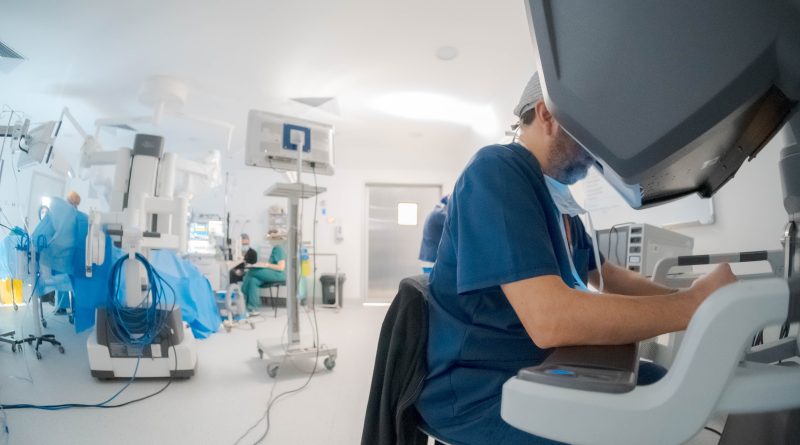 HCSBA inaugura dos nuevos y modernos pabellones para Cirugía Robótica y Hemodinamia