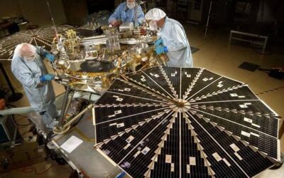 La NASA asegura que un robot enviado a Marte se vio ‘rodeado’ por 26 microbios desconocidos
