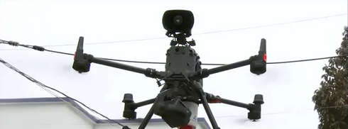 Con altavoz para alertar a vecinos: Así funciona el nuevo dron que «habla» para combatir a motochorros en Ñuñoa